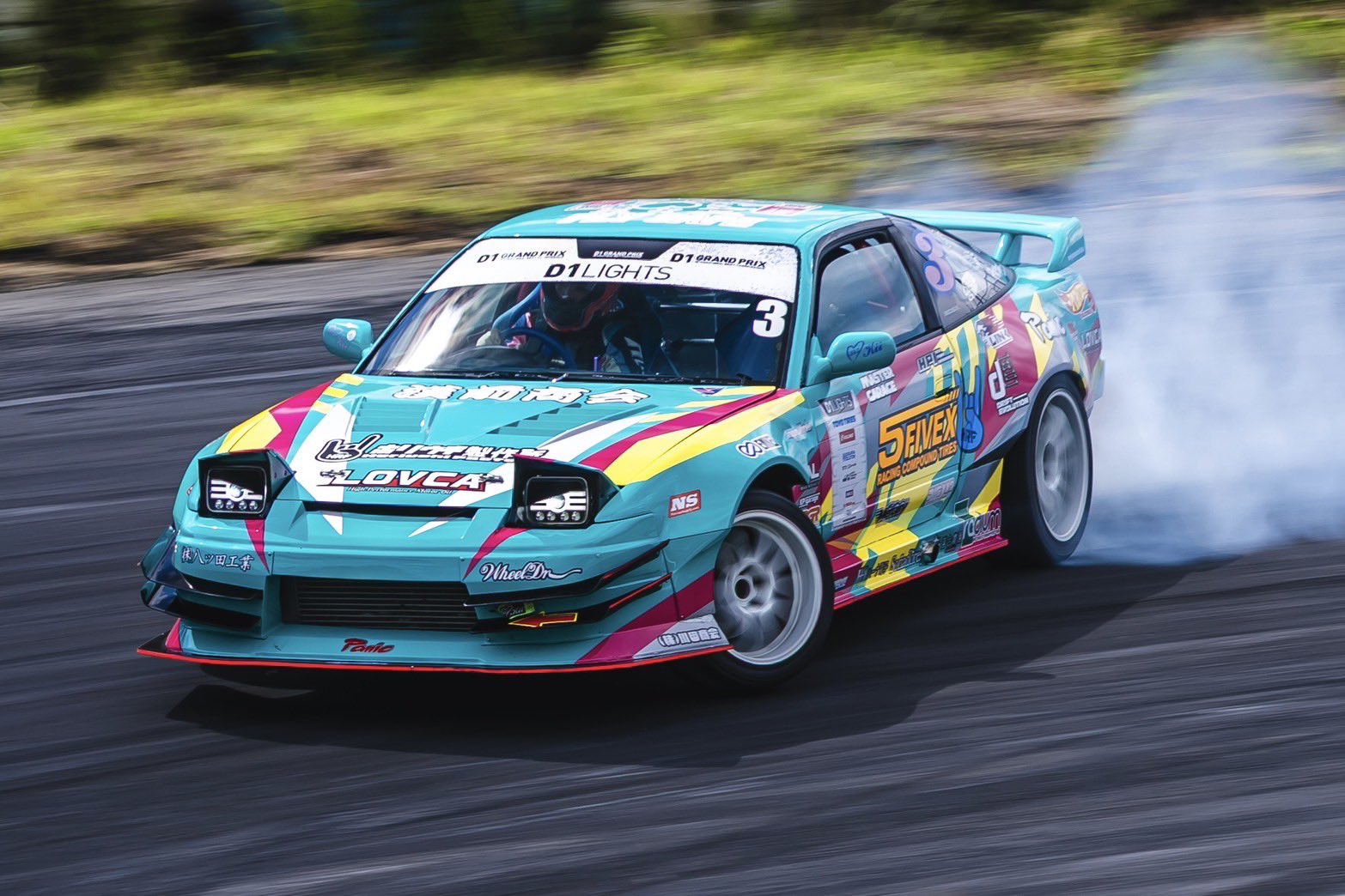 ドリフト中の三品和希1